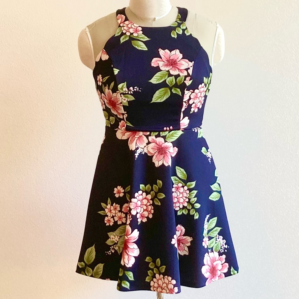 Blue Floral Dress with Scalloped Edging, Size S